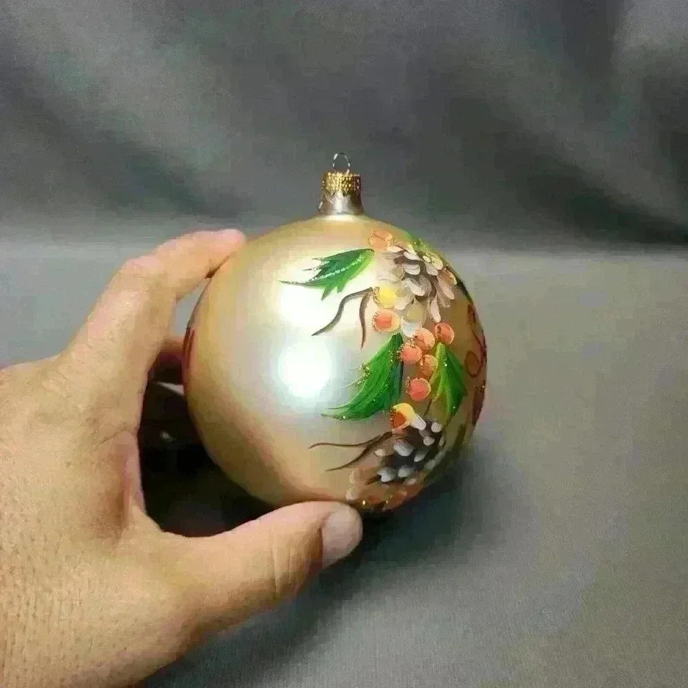 Christmas Ornament Dillard's Trimmings Hand Painted Season's Greetings Pinecones - Picture 5 of 8